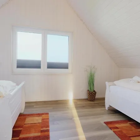 2 Bedroom Awesome In Ostseeresort Olpenitz